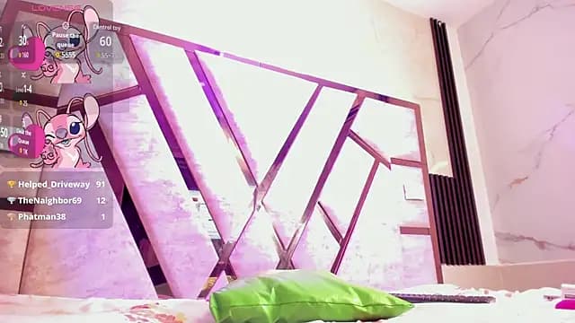 salem_rosee live cam