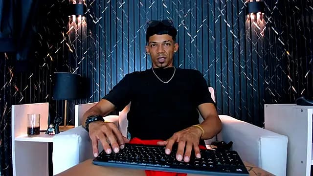 Gregory_Sforza live cam