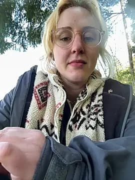 SherryOutdoor1 live cam