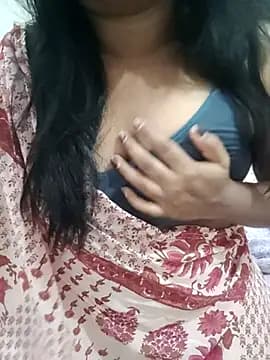 Ramya_456 live cam