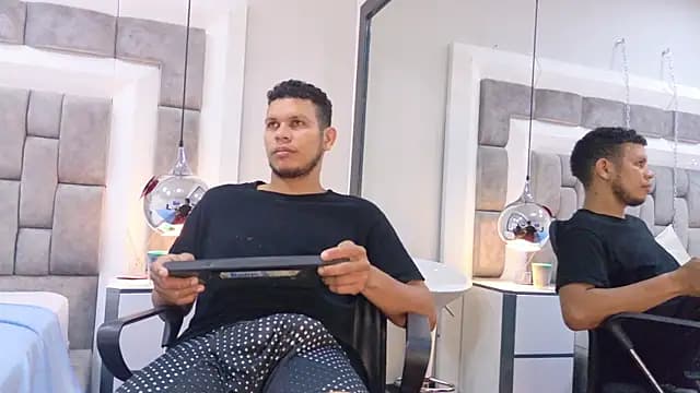 NohaBrooks live cam on Stripchat