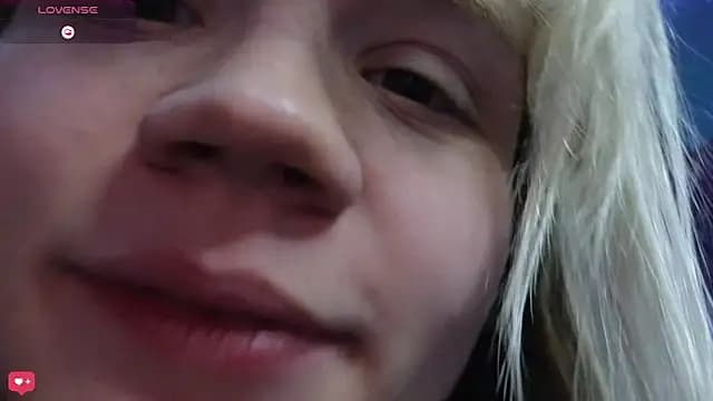 Cutiepiespanks live cam