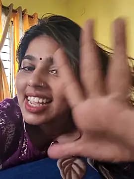 Cute-Simmi69 live cam