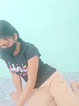 18_year_old_girl live cam