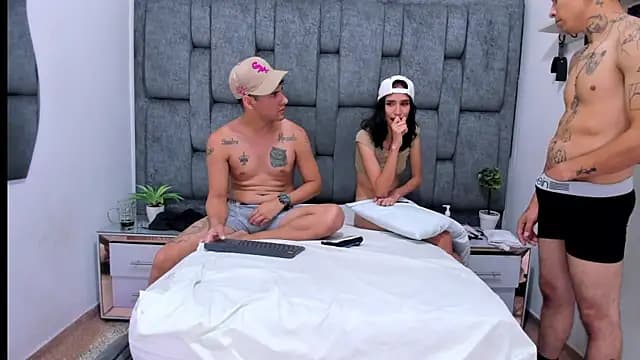 THREESOMEHOT_OS live cam