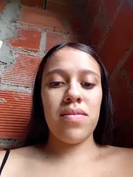 lachiki_plus live cam