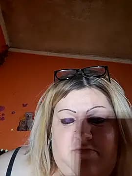 ducicsajsziii live cam