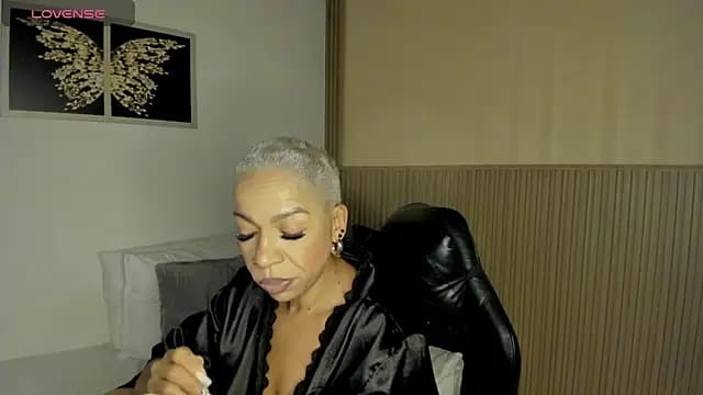 summer_night_ live cam