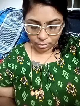 deepika-mallus live cam