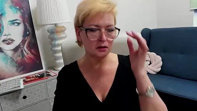 luna_xfantasy live cam on Stripchat