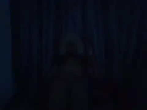 SquirtQueen222 live cam