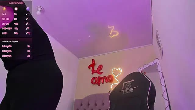 ZAAFIRA_TAY live cam