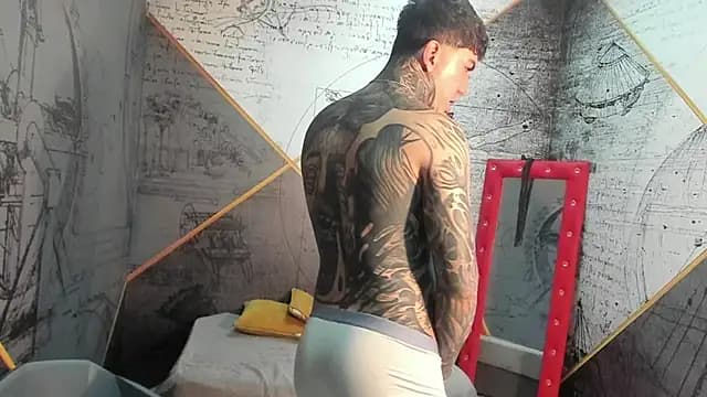 Gury_tattoo live cam