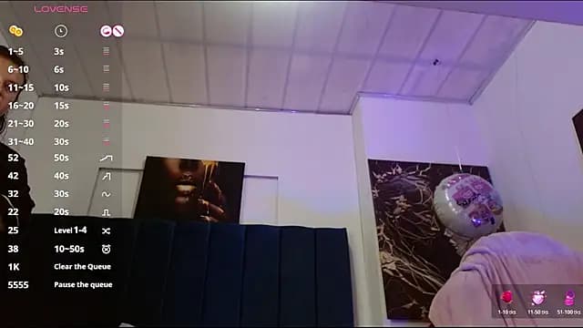 Naniis_wish live cam on Stripchat