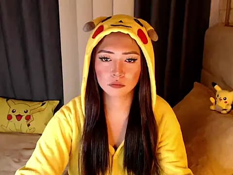 yourdevilsweettsx live cam