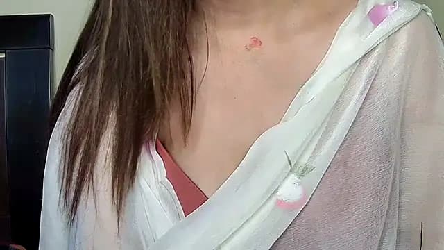 Nyra-Goddess live cam