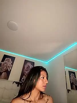 SamathaMay live cam on Stripchat