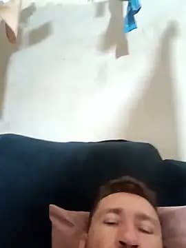 RobertoLuiz84 live cam