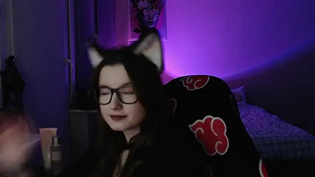 LunaXcherry live cam