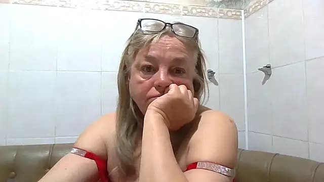 LinaLight88 live cam