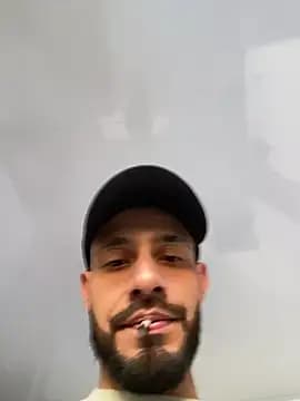 Elferjuan1310 live cam