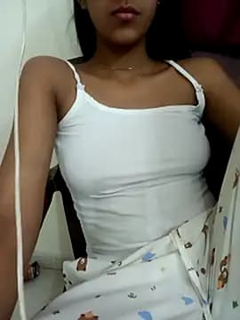 aushi_rajput live cam