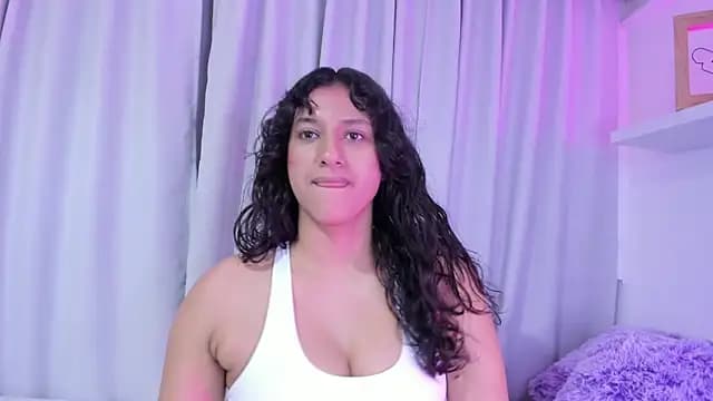 niia7 live cam on Stripchat