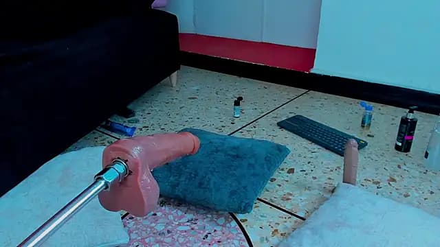 Daliana_Gounbolt live cam