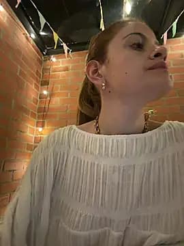 alana15 live cam