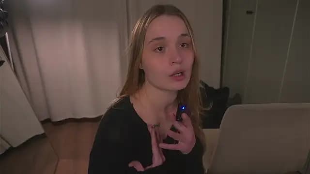 lisa_schiele live cam