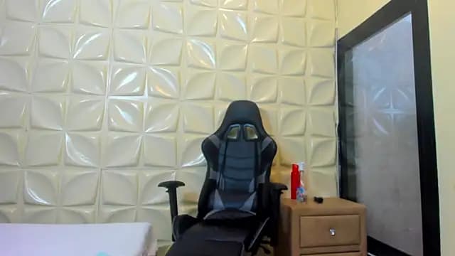 carlos_vegaa live cam