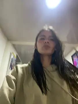 Esperanza_GS live cam on Stripchat