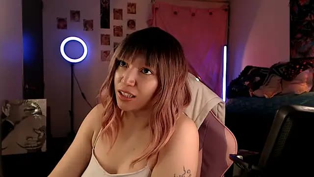 AllyDonfort live cam