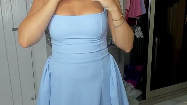 stellaa_quenn live cam