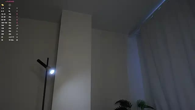 ClarineCasebolt live cam