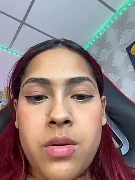 victoria_gloow live cam