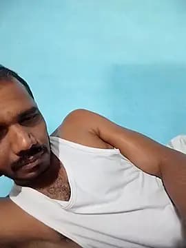 Daddyishere_19 live cam