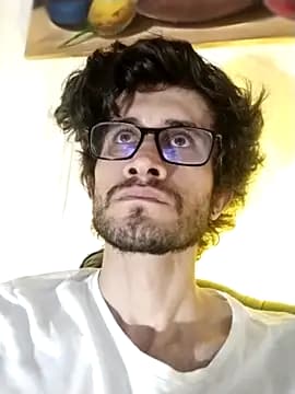 Loggan_donnelly live cam