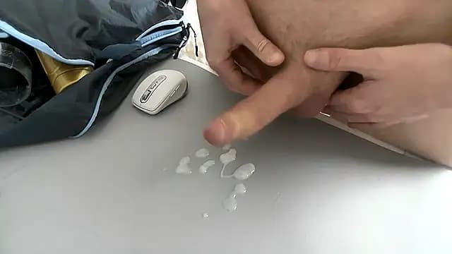 sperma_tributes live cam