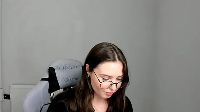 Regina_cute_ live cam