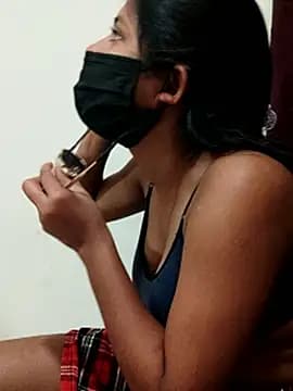 ROMEO_JULIET0022 live cam on Stripchat