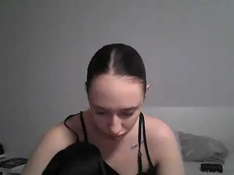 DarkMirel live cam on Stripchat