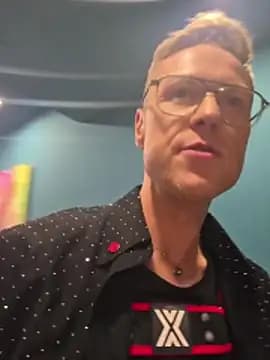 Romanheart live cam on Stripchat