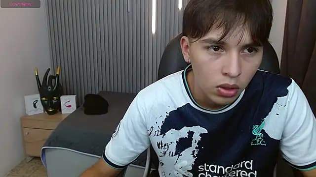 StiwenTwink live cam