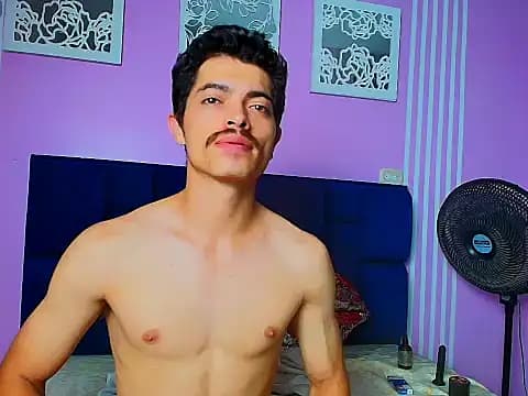 taylor_Stele live cam