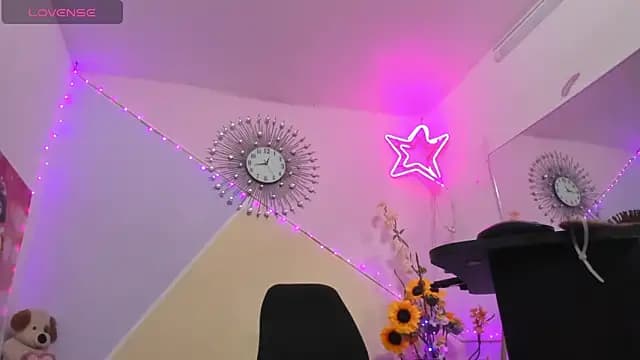 OrianaDollx_And_Mayk live cam
