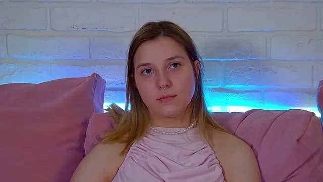 TinnaBurton live cam