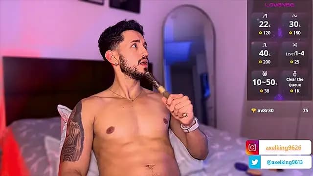 AxelKing1326 live cam