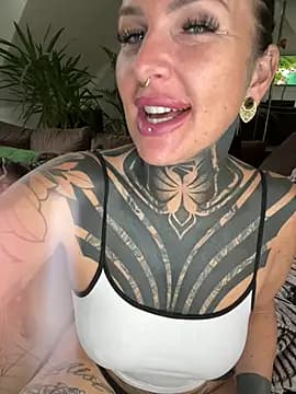 KathaleaNoir live cam