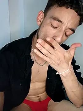 Meliodas97xxx live cam